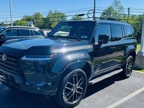 Used 2025 Lexus GX 550 w/ Accessory Package (2T) AWD/4WD image 1