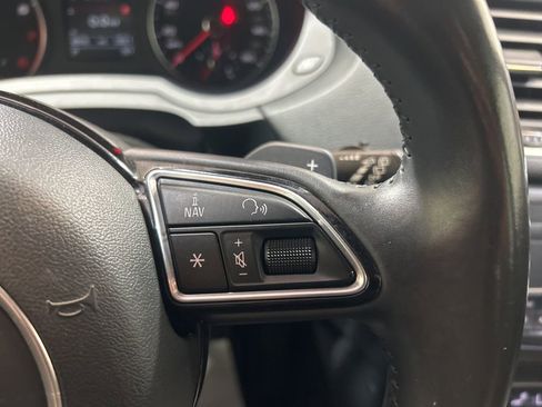 Used 2018 Audi Q3 2.0T Premium Plus w/ Premium Plus Package image 30