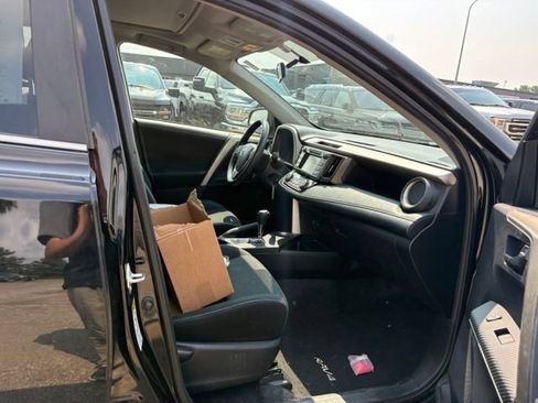 Used 2013 Toyota RAV4 XLE AWD/4WD image 15