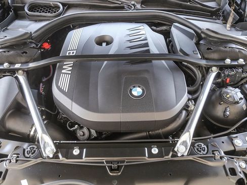 New 2026 BMW 740i w/ Premium Package RWD image 23
