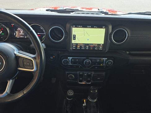 Used 2021 Jeep Wrangler Unlimited Sahara w/ Cold Weather Group image 9