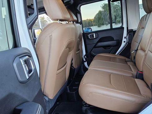 Used 2021 Jeep Wrangler Unlimited Sahara w/ Dual Top Group image 12
