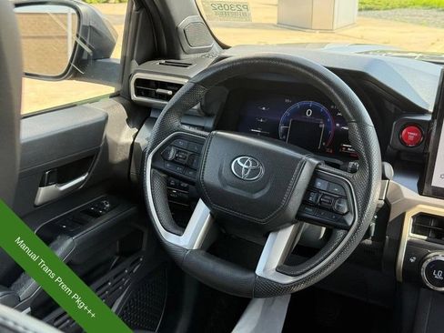 Used 2024 Toyota Tacoma TRD Off-Road AWD/4WD image 14