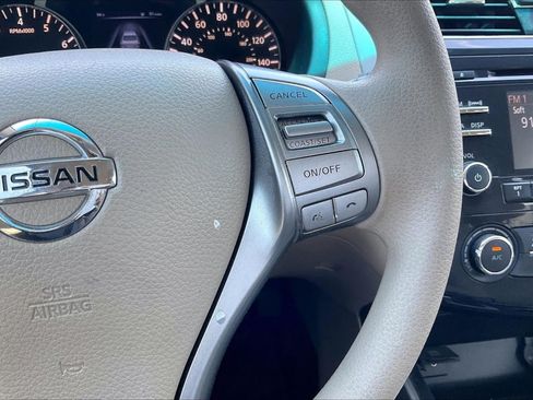 Used 2015 Nissan Altima 2.5 S w/ Power Driver Seat Package FWD image 19