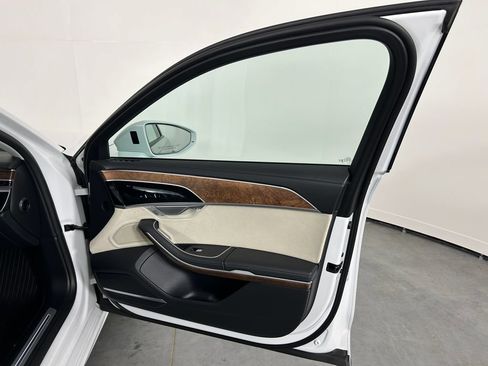 Used 2024 Audi A8 L 3.0T AWD/4WD image 24
