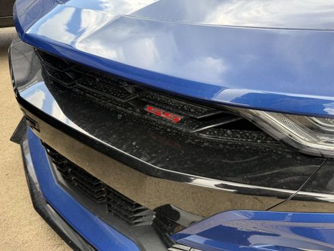 Used 2019 Chevrolet Camaro SS RWD image 36