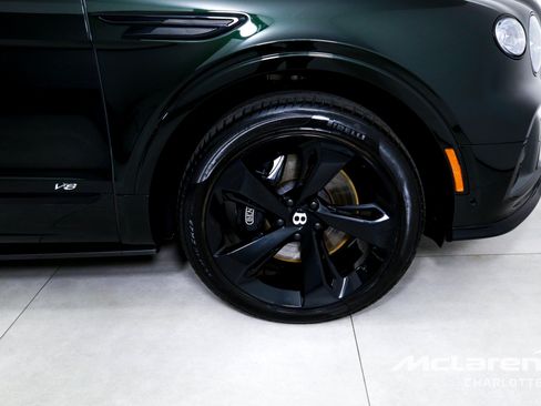 Used 2021 Bentley Bentayga w/ First Edition Specification AWD/4WD image 36