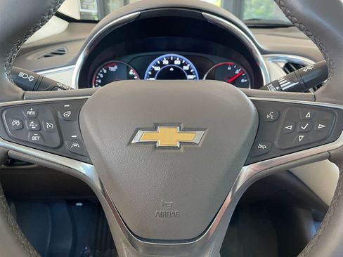 Used 2024 Chevrolet Malibu LT image 28