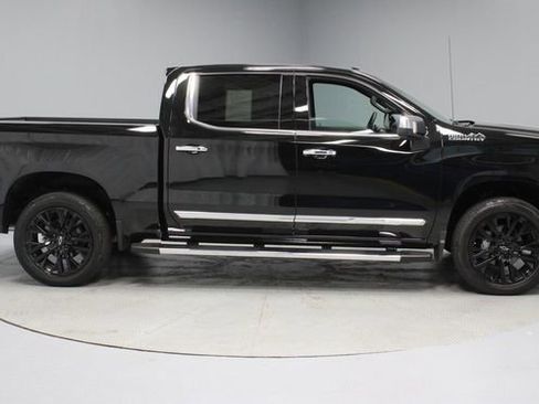 Used 2025 Chevrolet Silverado 1500 High Country w/ Technology Package image 7