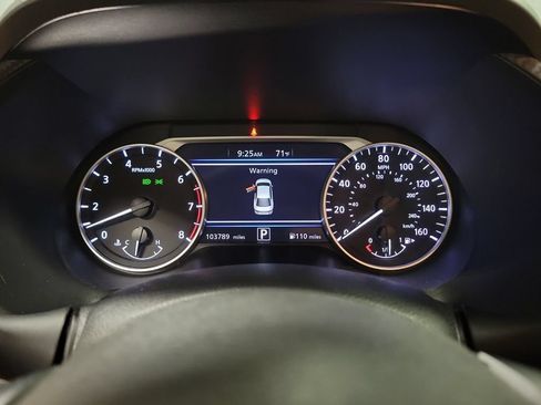 Used 2023 Nissan Sentra SV w/ SV Premium Package FWD image 27
