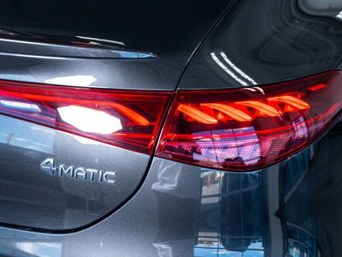 Used 2023 Mercedes-Benz EQE 350+ 4MATIC Sedan image 28