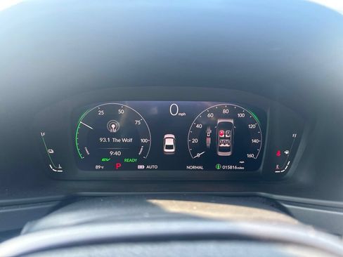Used 2025 Honda Accord Sport image 41
