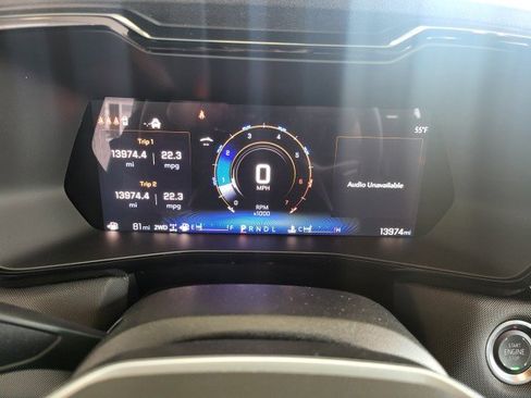 Used 2025 Chevrolet Colorado Z71 w/ Technology Package AWD/4WD image 11