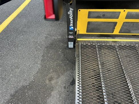 Used 2018 Ford Transit 250 148 Medium Roof image 14