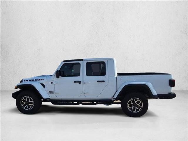 Used 2025 Jeep Gladiator Rubicon AWD/4WD image 4