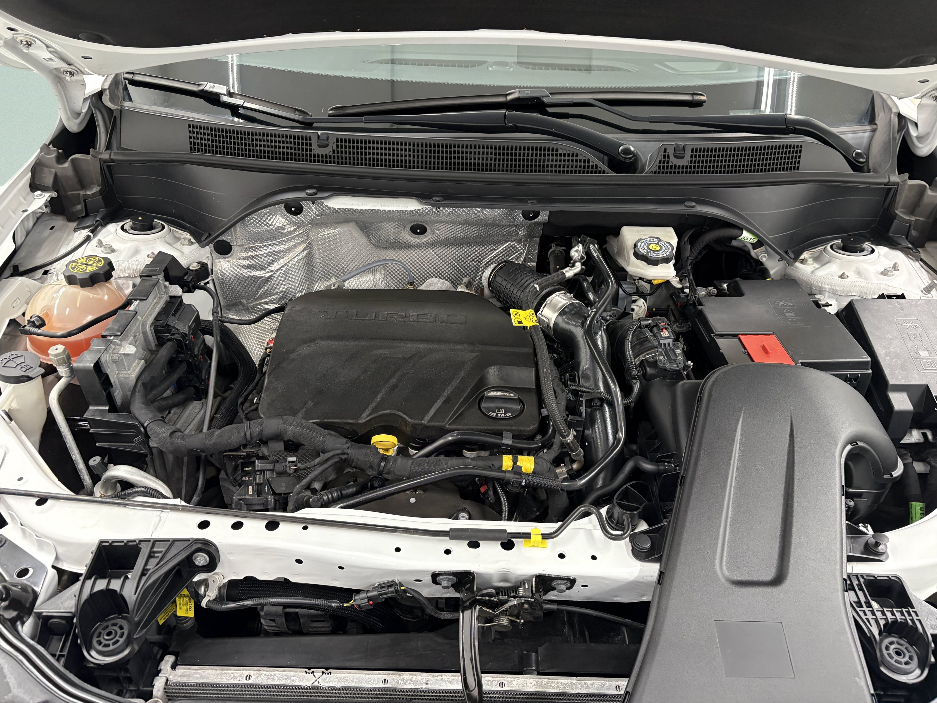 Used 2024 Buick Envista Sport Touring w/ Convenience I Package FWD image 7