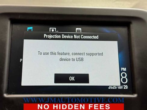 Used 2018 Chevrolet Equinox LT image 25