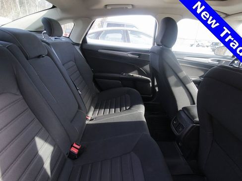 Used 2015 Ford Fusion S image 9