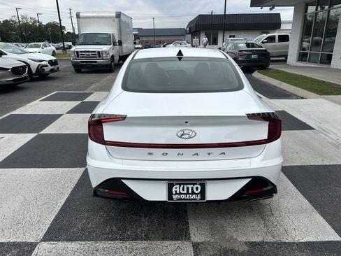 Used 2023 Hyundai Sonata SEL FWD image 4