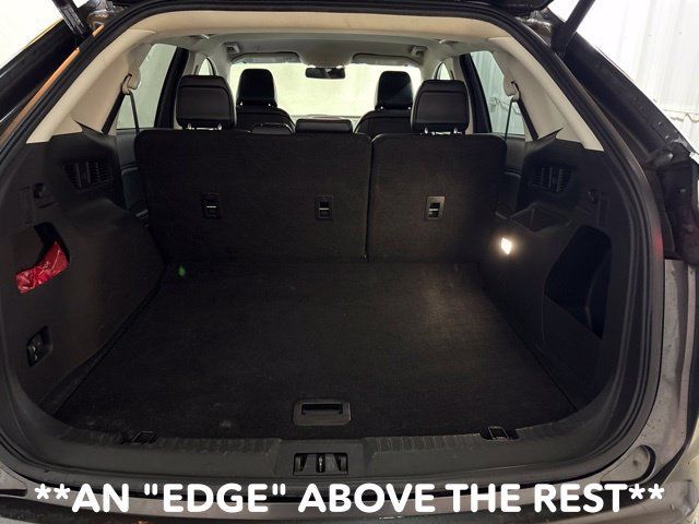 Used 2020 Ford Edge SEL w/ Convenience Package AWD/4WD image 11