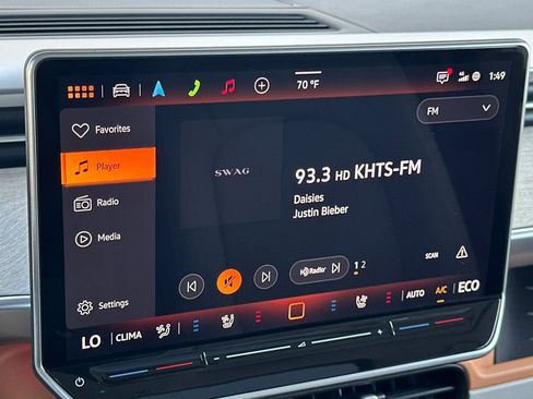 New 2025 Volkswagen ID. Buzz 1st Edition image 17