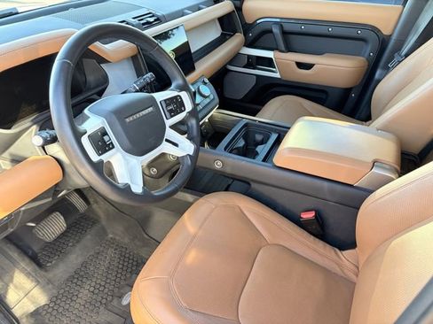 Used 2024 Land Rover Defender 130 S image 7