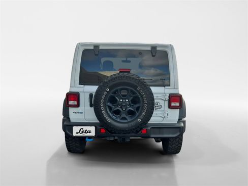 Used 2023 Jeep Wrangler Unlimited w/ Sun & Screen Package image 5