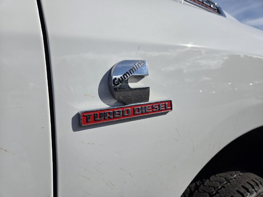 Used 2026 RAM 2500 Laramie AWD/4WD image 3