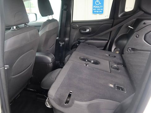 Used 2017 Jeep Renegade Altitude AWD/4WD image 45
