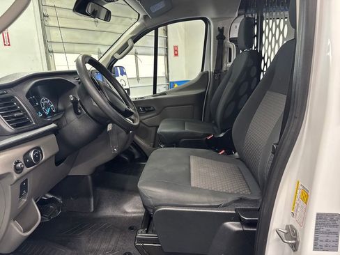 Used 2025 Ford Transit 250 Low Roof w/ Exterior Upgrade Package RWD image 13