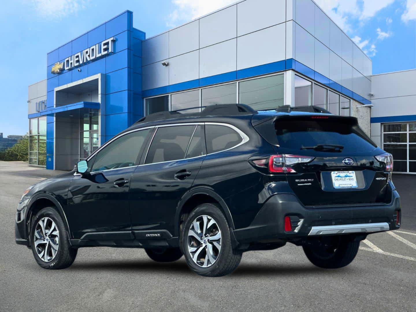 Used 2021 Subaru Outback Limited AWD/4WD image 6