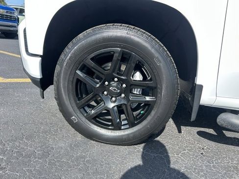 Used 2021 Chevrolet Silverado 1500 Custom w/ Rally Edition image 9