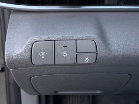 Certified 2025 Hyundai Elantra SE w/ Cargo Package image 20