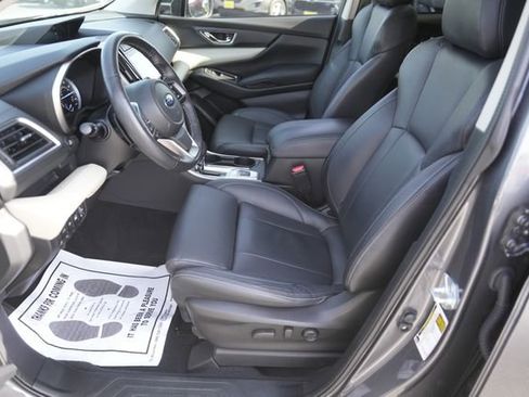 Used 2022 Subaru Ascent Limited w/ Technology Package image 9