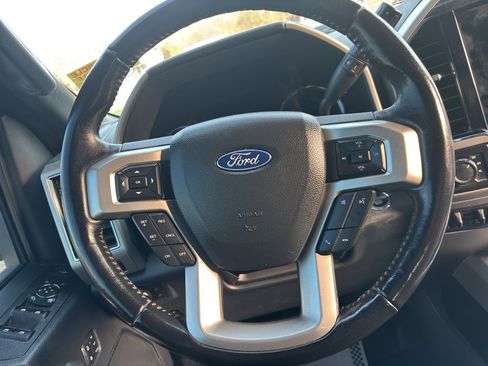 Used 2022 Ford F350 Lariat w/ Tremor Off-Road Package image 25