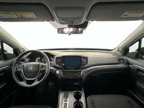 Used 2023 Honda Ridgeline Sport image 10