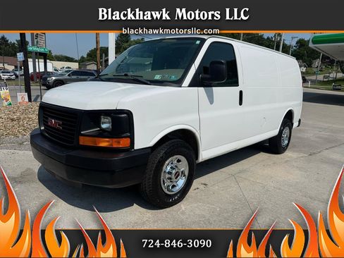Used 2011 GMC Savana 2500 RWD image 1