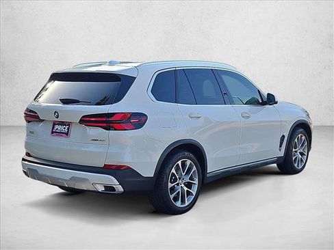 Used 2024 BMW X5 xDrive40i w/ Premium Package AWD/4WD image 5