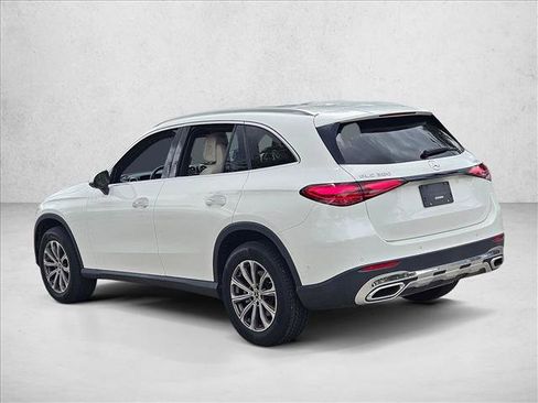 Used 2023 Mercedes-Benz GLC 300 4MATIC image 7