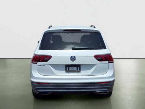 Used 2019 Volkswagen Tiguan S w/ Driver Assistance Package FWD image 5