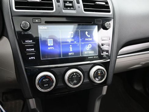 Used 2018 Subaru Forester 2.5i Limited image 19