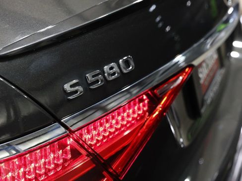 Used 2022 Mercedes-Benz S 580 4MATIC Sedan image 47