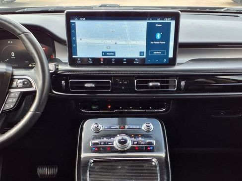 Certified 2022 Lincoln Nautilus FWD w/ Premium Package image 8