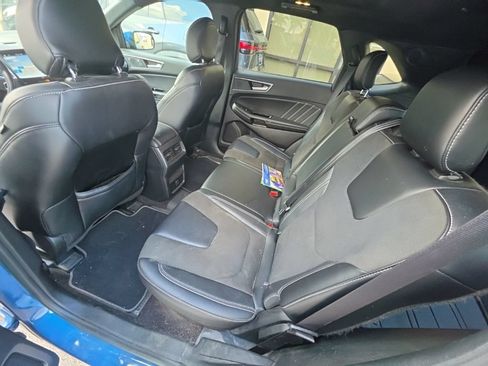 Used 2019 Ford Edge ST w/ Cold Weather Package AWD/4WD image 13