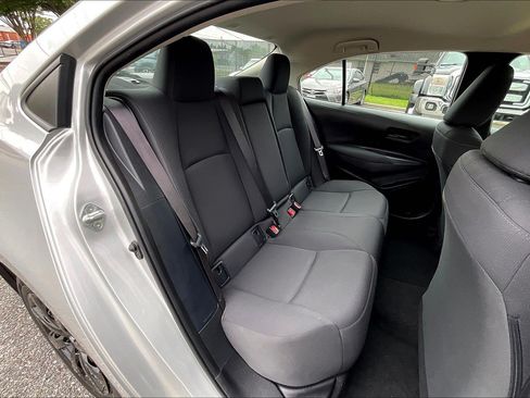 Used 2024 Toyota Corolla LE FWD image 31
