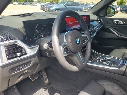 Used 2026 BMW X5 xDrive40i w/ M Sport Package AWD/4WD image 10