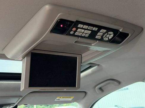 Used 2017 Honda Pilot Elite image 16