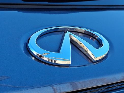 Used 2023 INFINITI QX60 Sensory w/ Vision Package image 35