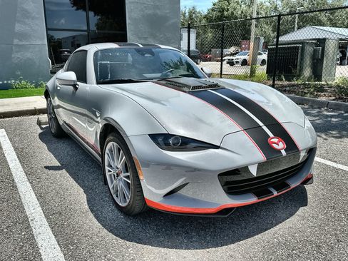 Used 2024 MAZDA MX-5 Miata RF Grand Touring RWD image 10