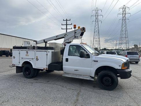 Used 1999 Ford F450 2WD Regular Cab Super Duty image 3